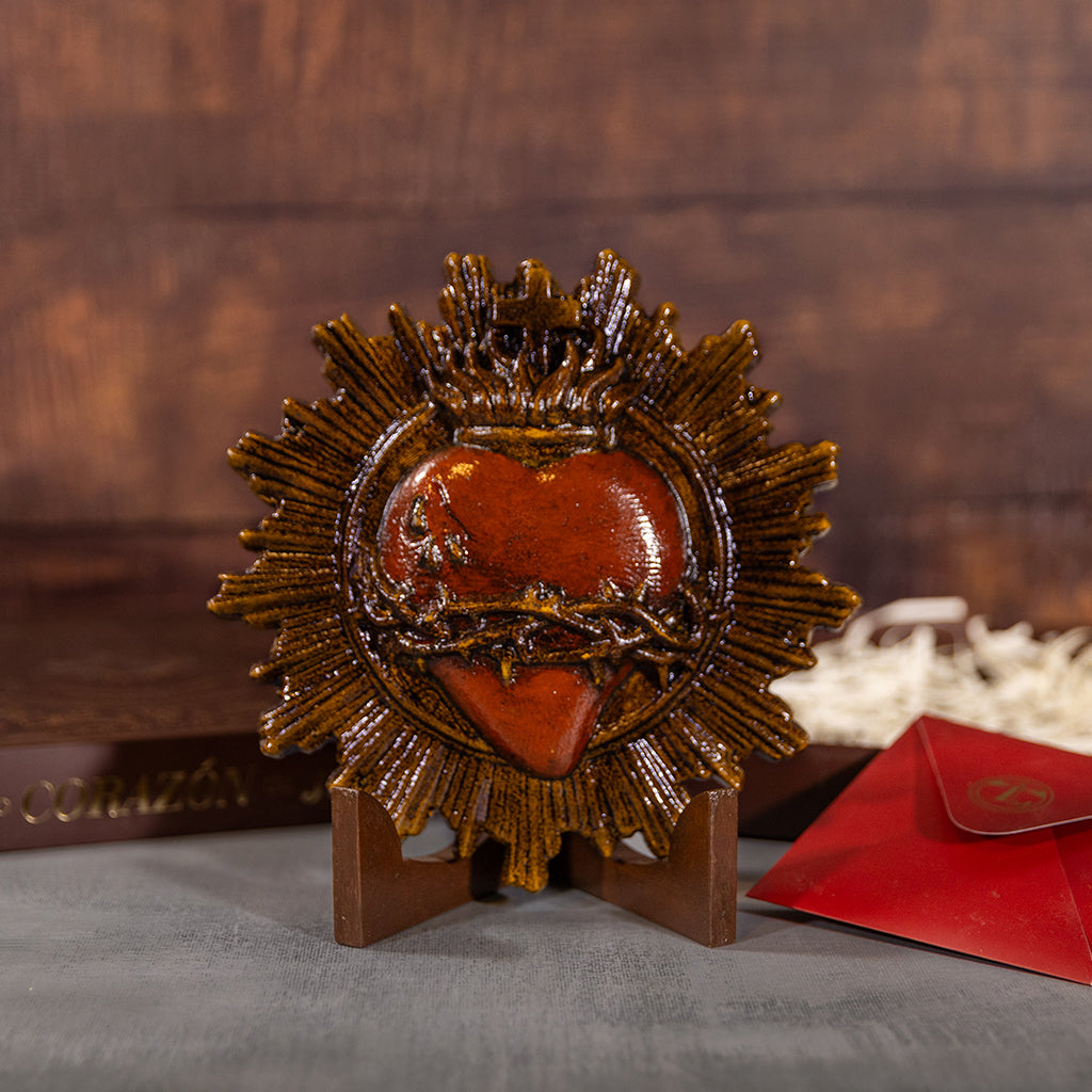 Corazón de Jesús tallado en madera